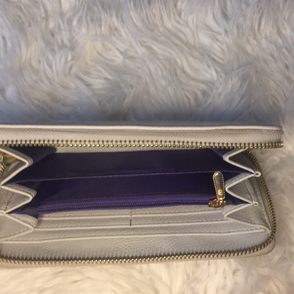 Wallet - Picture 3 of 3